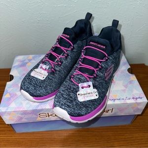 ❌SOLD❌Skechers Dynamight Break Through Navy/Multi
